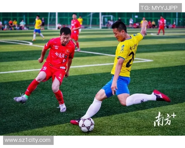 足球明星身高身材揭秘如何影响他们在赛场上的表现与魅力